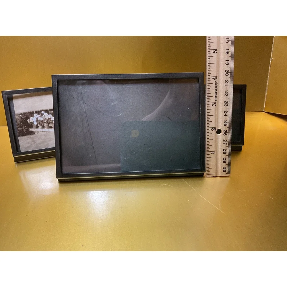 Set of 3 Metal & Glass Picture Frames Brushed Silver Industrial Tabletop DF4086A